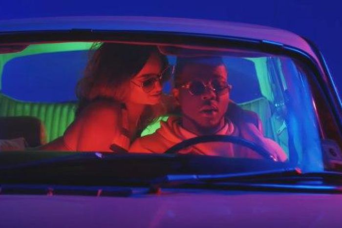 Zoro talks love in 'Landlady'