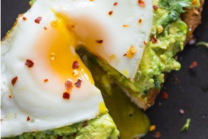 ___7059420___https:______static.pulse.com.gh___webservice___escenic___binary___7059420___2017___7___27___16___Avocado+toast