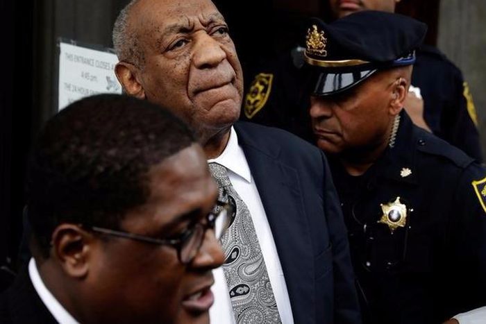 Actor and comedian Bill Cosby reacts after a judge declared a mistrial in his sexual assault trial at the Montgomery County Courthouse in Norristown