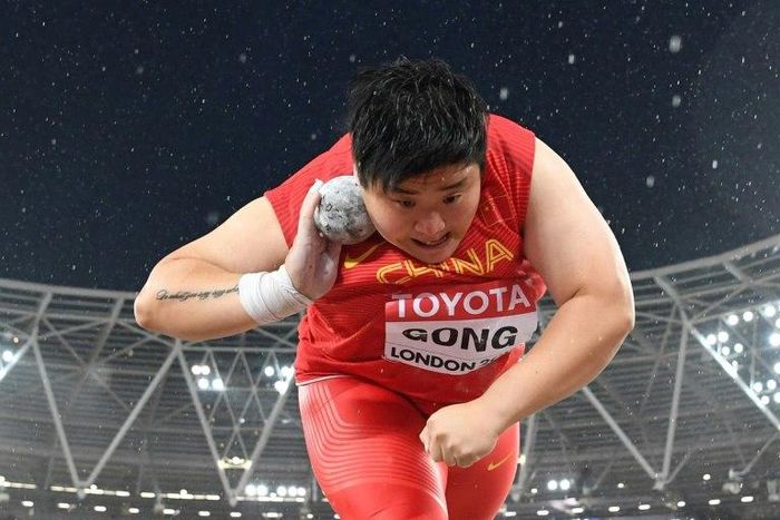 China's Gong Lijiao competes in the final of the women's shot put athletics event at the 2017 IAAF World Championships at the London Stadium in London on August 9, 2017
