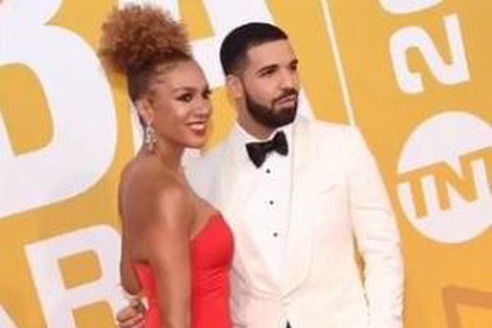 Drake and Ros Gold-Onwude at the NBA Awards 2017