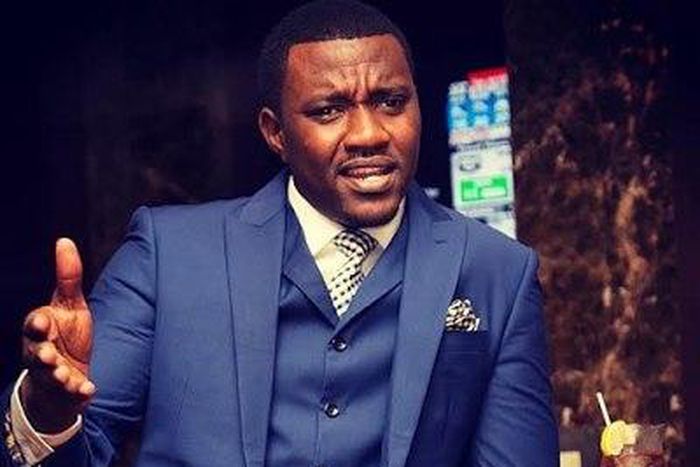 John Dumelo
