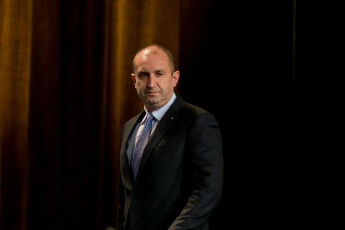 Rumen Radev arrives for a press conference in Sofia on November 13, 2016