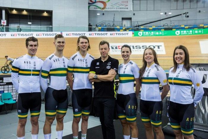 Cycling Australia's new high-performance director Simon Jones (C) with the team at the Track Cycling World Championships in Hong Kong