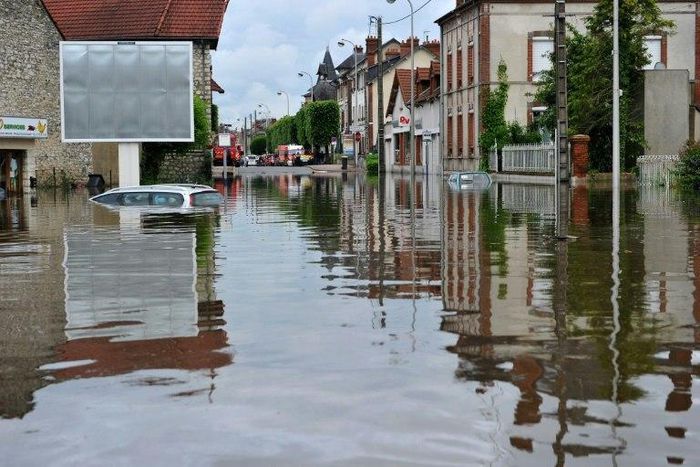 This photo taken on June 1, 2016 shows the flood streets of the town of Montargis, south of Paris
