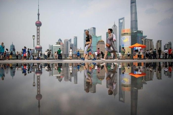 The world's second-largest economy seeks stability in the face of a darkening global outlook