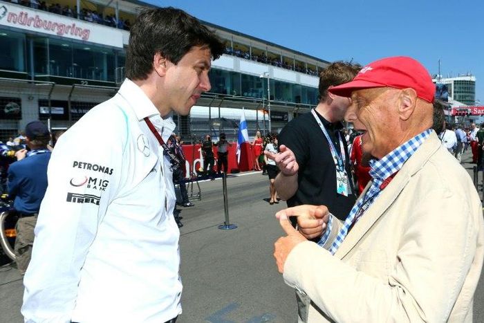 Toto Wolff (left) talks to Niki Lauda ahead of the 2013 German Grand Prix in Nuerburg