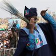 Fashola does the shoki dance during the 2015 election campaign
