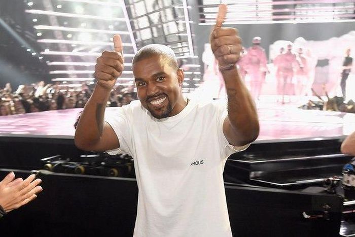 Kanye West's Life of Pablo emerges first album to go platinum on streaming only