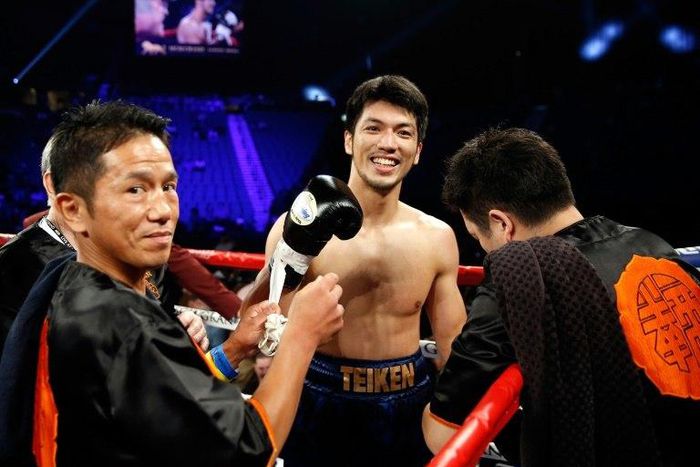 Japan's London Olympic champion Ryota Murata (C) will fight with Cameroon-born Frenchman Hassan N'Dam for the vacant World Boxing Association middleweight crown in May