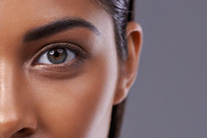 ___6814766___https:______static.pulse.com.gh___webservice___escenic___binary___6814766___2017___6___10___11___This-Trick-Is-Scientifically-Proven-To-Make-Your-Eyes-Look-Bigger