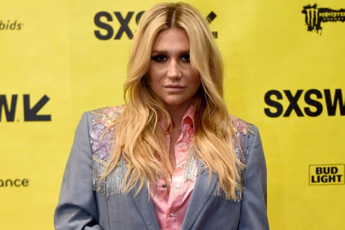 ___6971750___https:______static.pulse.com.gh___webservice___escenic___binary___6971750___2017___7___10___18___kesha-praying-new-single