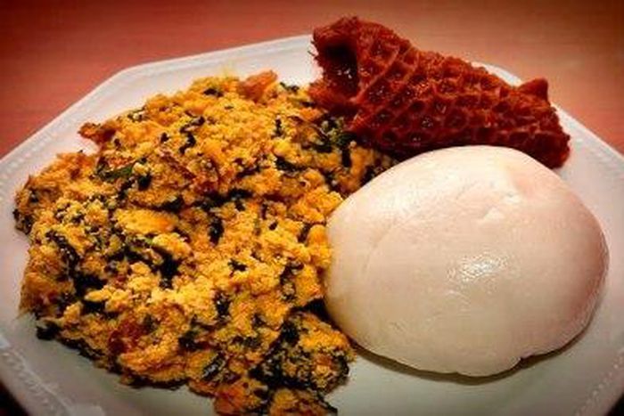 ___4329403___https:______static.pulse.com.gh___webservice___escenic___binary___4329403___2015___11___5___13___Pounded+yam+and+egusi