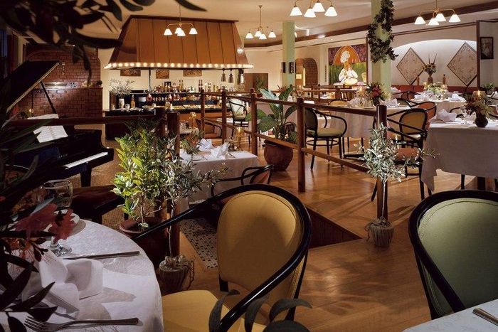 5 great places to have a business lunch in Lagos