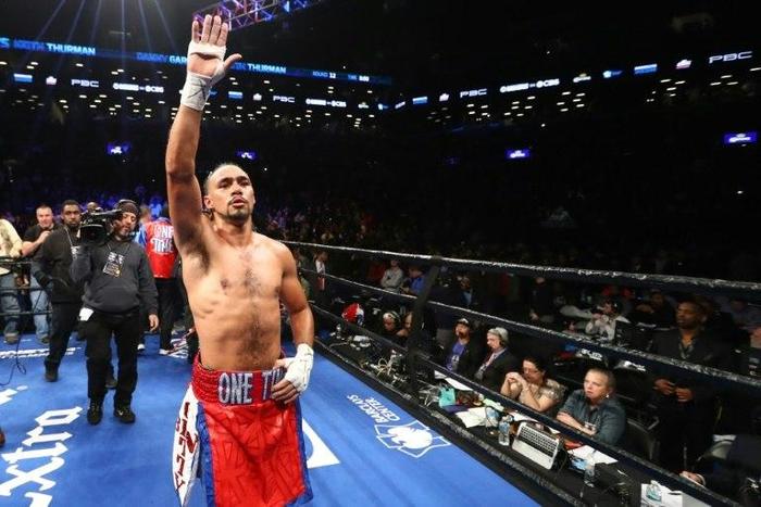 WBA champion Keith Thurman takes the WBC belt with a split decision win against Danny Garcia in a unification clash