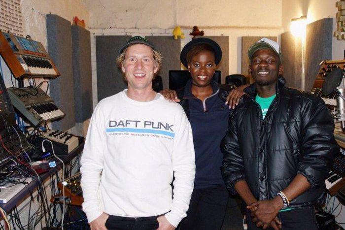 Riton - Money ft Kah-Lo, Mr Eazi