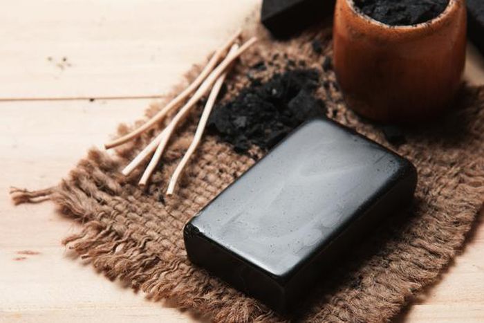 ___7065472___https:______static.pulse.com.gh___webservice___escenic___binary___7065472___2017___7___28___18___charcoal-soap