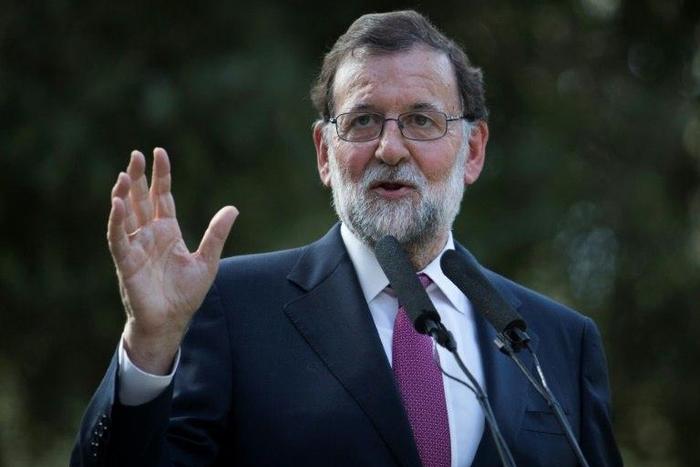 Spanish Prime Minister Mariano Rajoy is backing French President Emmanuel Macrosn in calling for an eurozone budget and finance minister