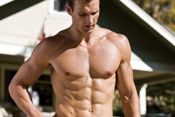 4 daily exercises every Navy SEAL (and every fit guy) should do