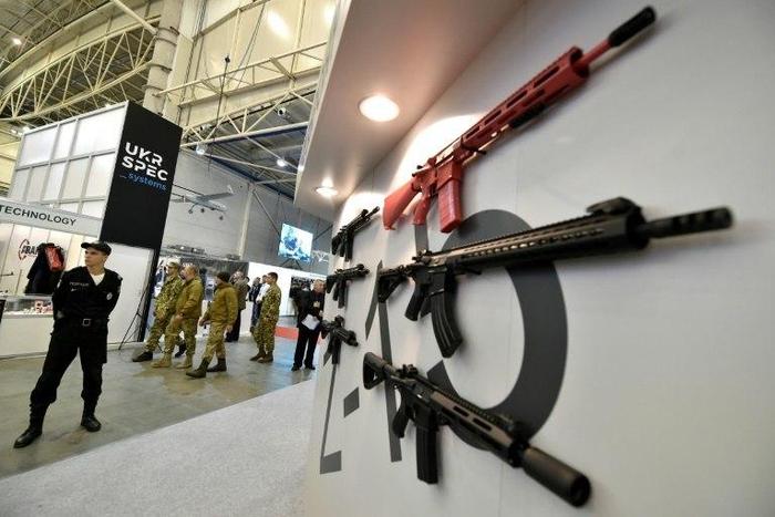 Between 2012-2016, arms imports in terms of volume by countries in Asia and Oceania accounted for 43 percent of global imports, a 7.7 rise compared to the previous 2007-2011 period