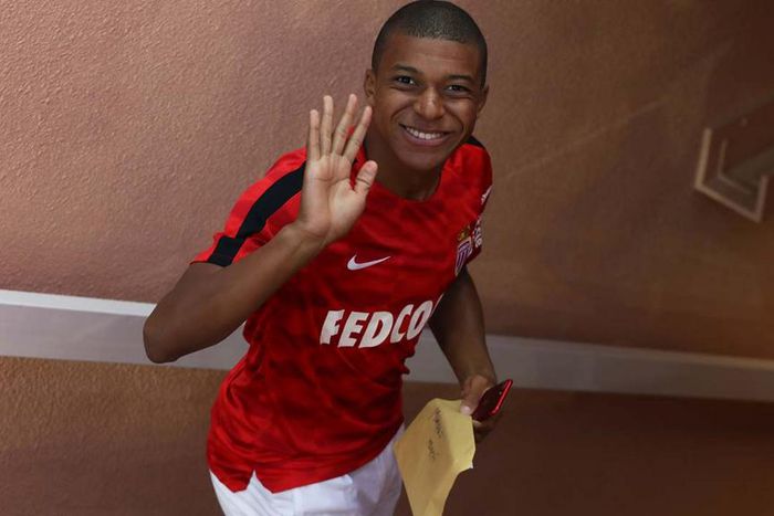 Mbappe na shirin komawa PSG