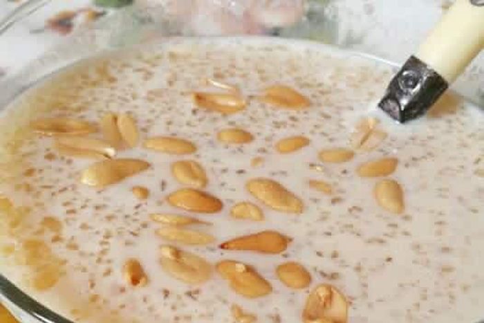 Garri and groundnut