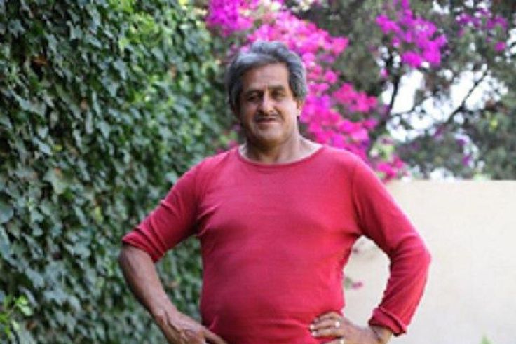 Esquivel Cabrera Roberto can't find a woman to have sex with