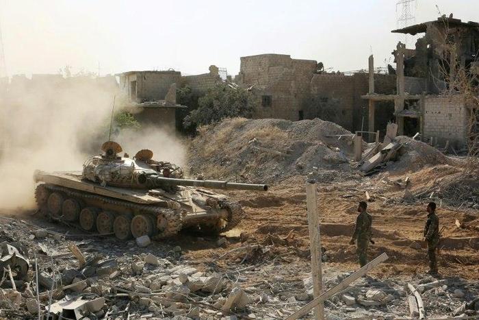 Syria's warring sides enter a last day of a peace talks in Geneva, with little hope of a breakthrough