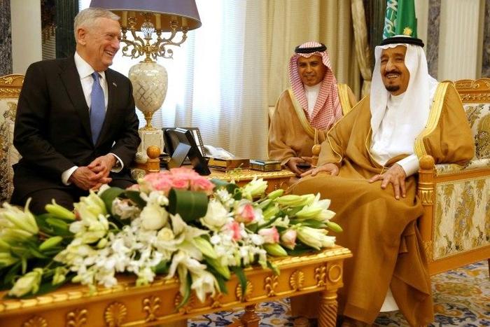 Saudi King Salman (R) sits next to an interpreter during a meeting with US Defence Secretary James Mattis in Riyadh on April 19, 2017