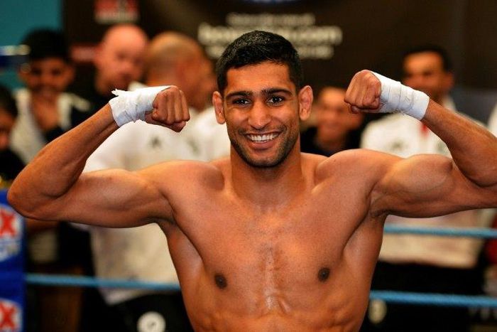 British boxer Amir Khan who held the WBA belt from 2009-12 and the IBF version in 2011, said he would like to fight compatriot Kell Brook at welterweight