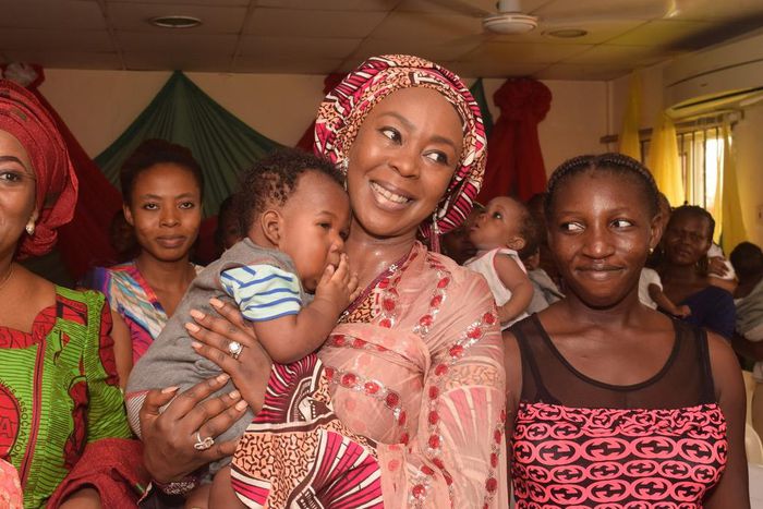 Wellbeing Foundation Founder, Mrs Toyin Saraki visits Army's 9th Brigade Medical Center