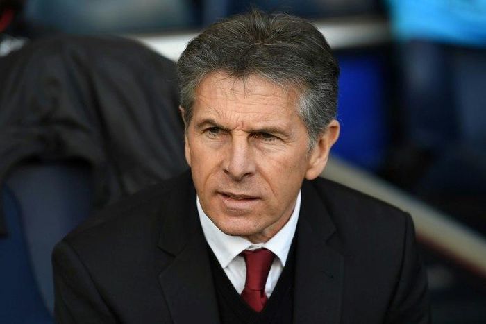 Southampton's French manager Claude Puel waits for the start of the English Premier League football match between Tottenham Hotspur and Southampton March 19, 2017
