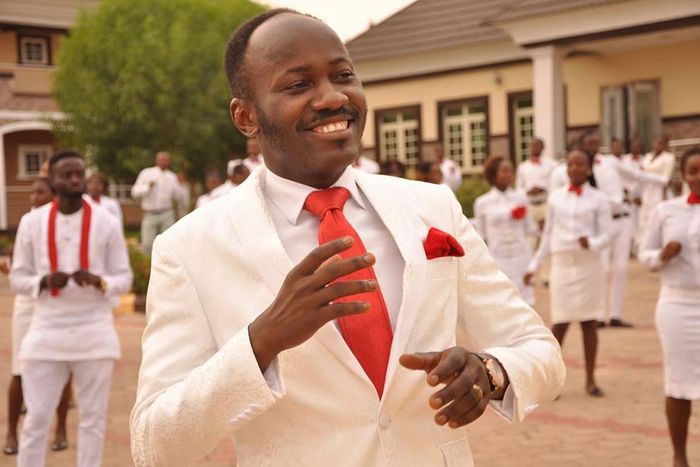Apostle Johnson Suleman looking fresh in a white suit