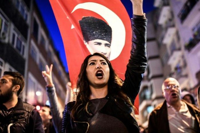 Demonstrators are calling for the result of the referendum to be annulled