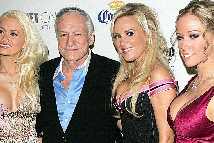 Hugh Hefner with Playboy girls