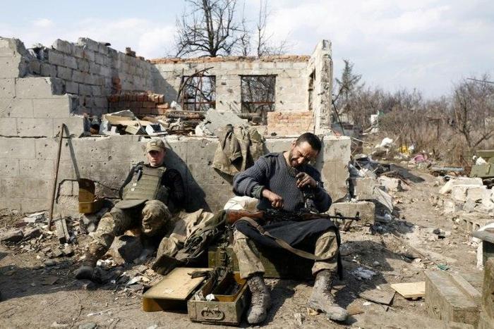 The conflict between Russia-backed fighters and Ukrainian troops has killed more than 10,000 people since 2014