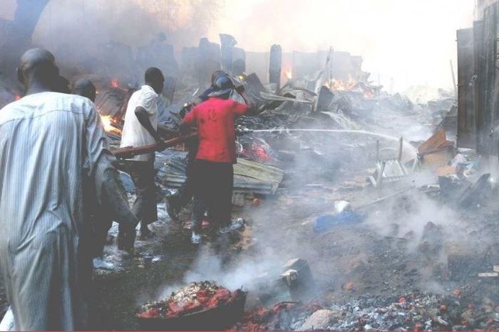 Fire raged the old market in Yola