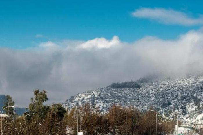 An unusual snow storm blankets the Chilean capital Santiago