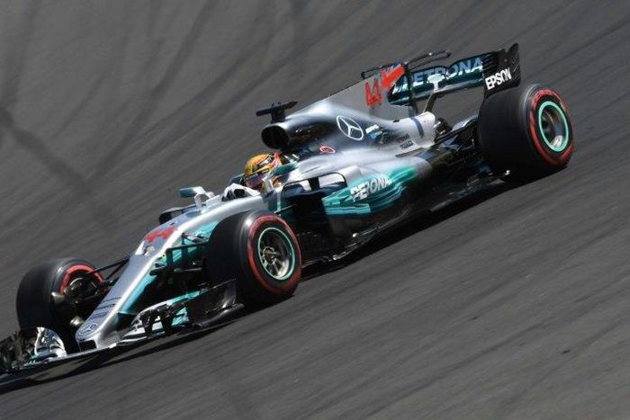 Mercedes' British driver Lewis Hamilton races at the Hungaroring circuit in Budapest on July 30, 2017, during the Formula One Hungarian Grand Prix
