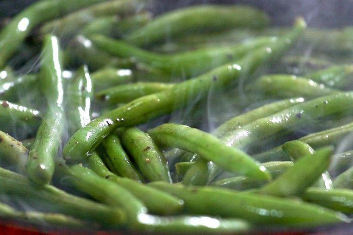 charred green beans
