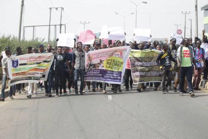 LAUTECH Students Protest