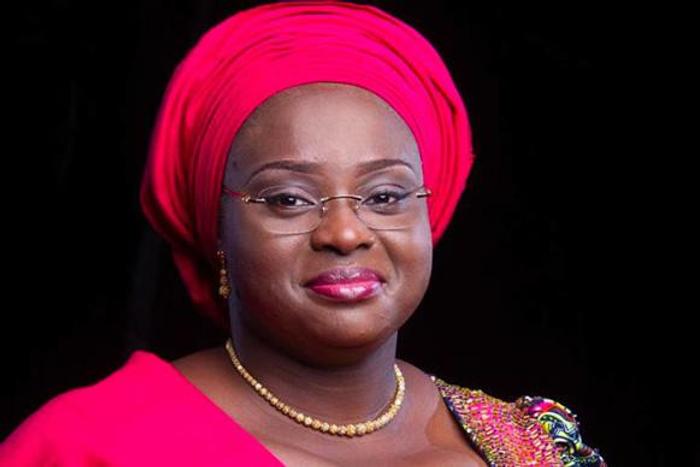 Kwara Governor's wife donates cash, gift to 1st baby of the state