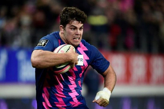 Stade Francais Paris' South African Number Eight Jono Ross has signed to play for the Sale Sharks in the next English Premiership season