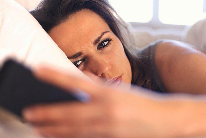 ___6503579___https:______static.pulse.com.gh___webservice___escenic___binary___6503579___2017___4___9___13___woman-hate-when-you-use-emoji-new