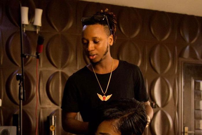 SheOfficial Gift signs to Yung6ix's KKTBM.jpg