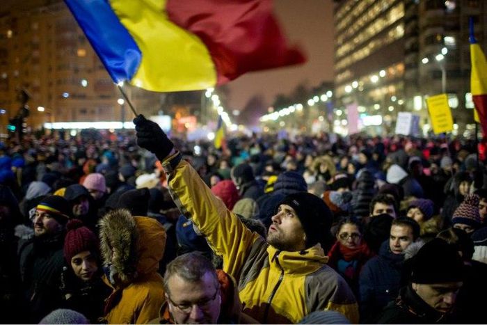 Thousands took to the streets in Bucharest and other Romanian cities on January 31 after the announcement of an emergency decree which could allow many politicians to escape criminal prosecution