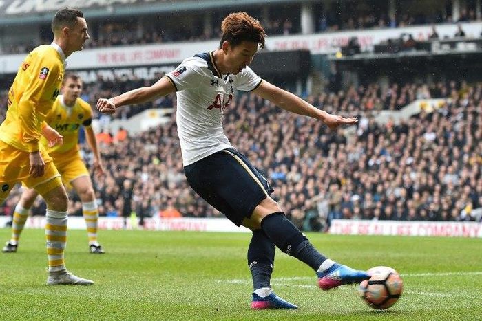 Tottenham Hotspur's striker Son Heung-Min shoots on March 12, 2017