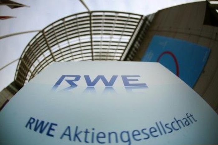 German energy giant RWE's net profit grew by 10 percent to $1.03 billion between January and March compared with the same period last year
