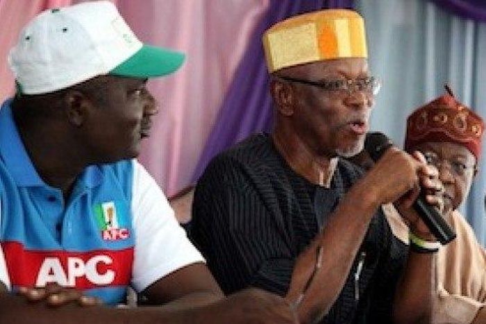 APC national chairman, John Oyegun (middle)