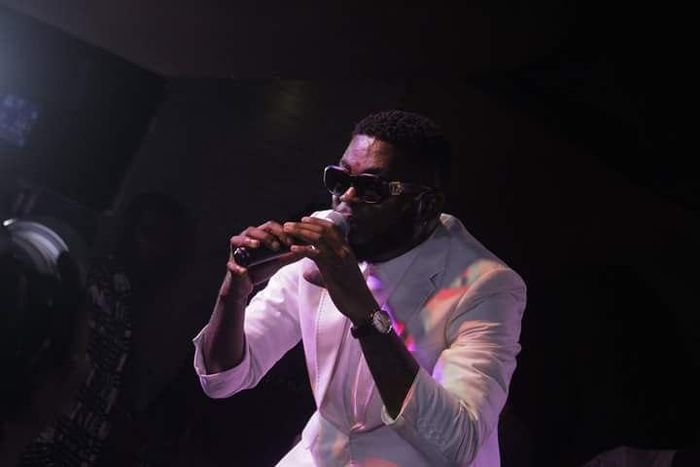 Label issues caused Kelly Hansome's promising career to get derailed.